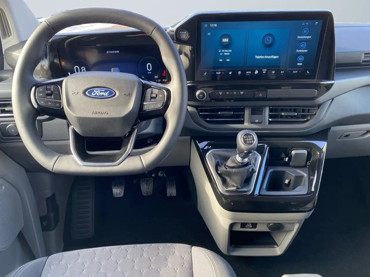 Ford Tourneo 8