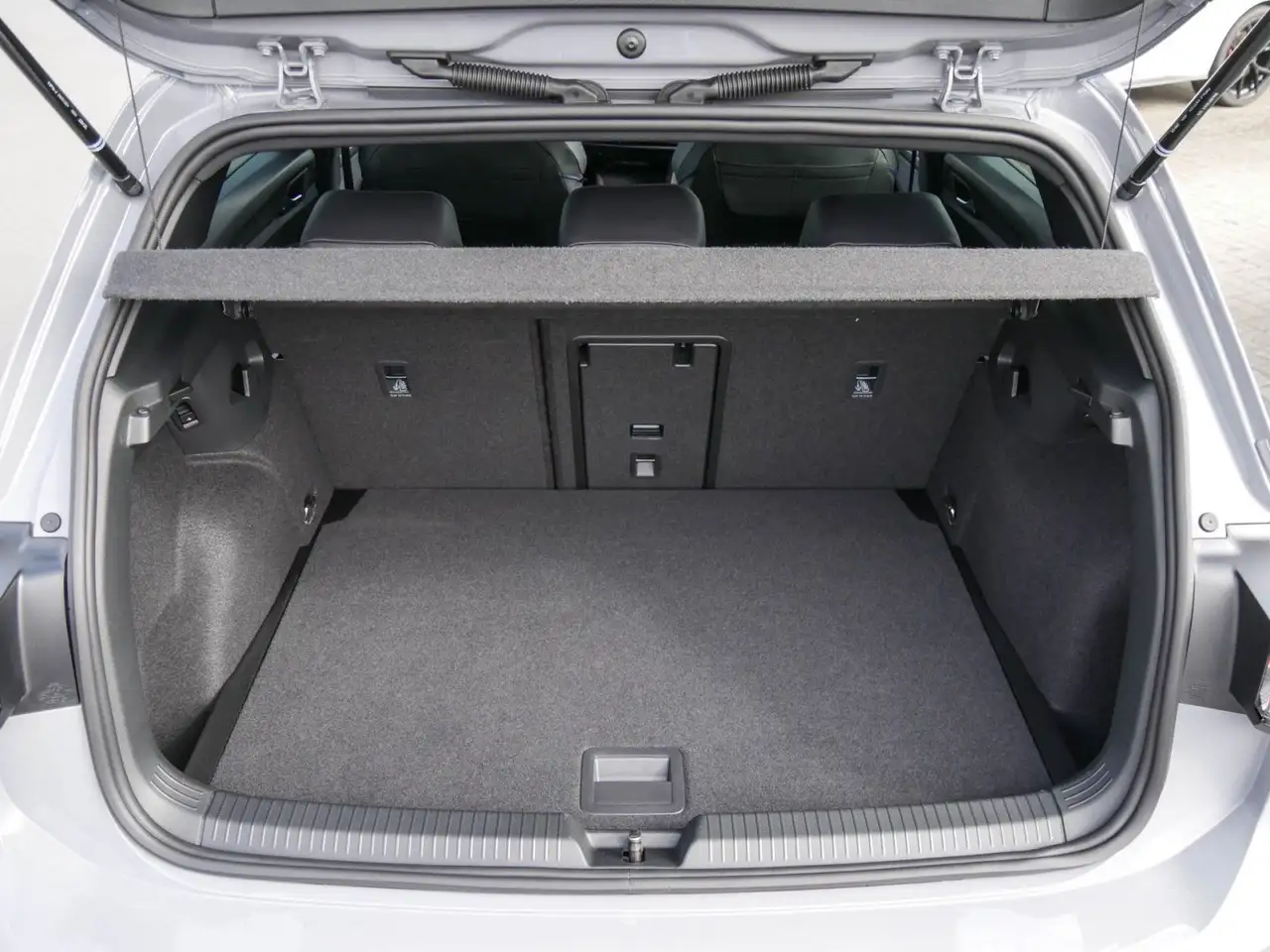 Volkswagen Golf 12