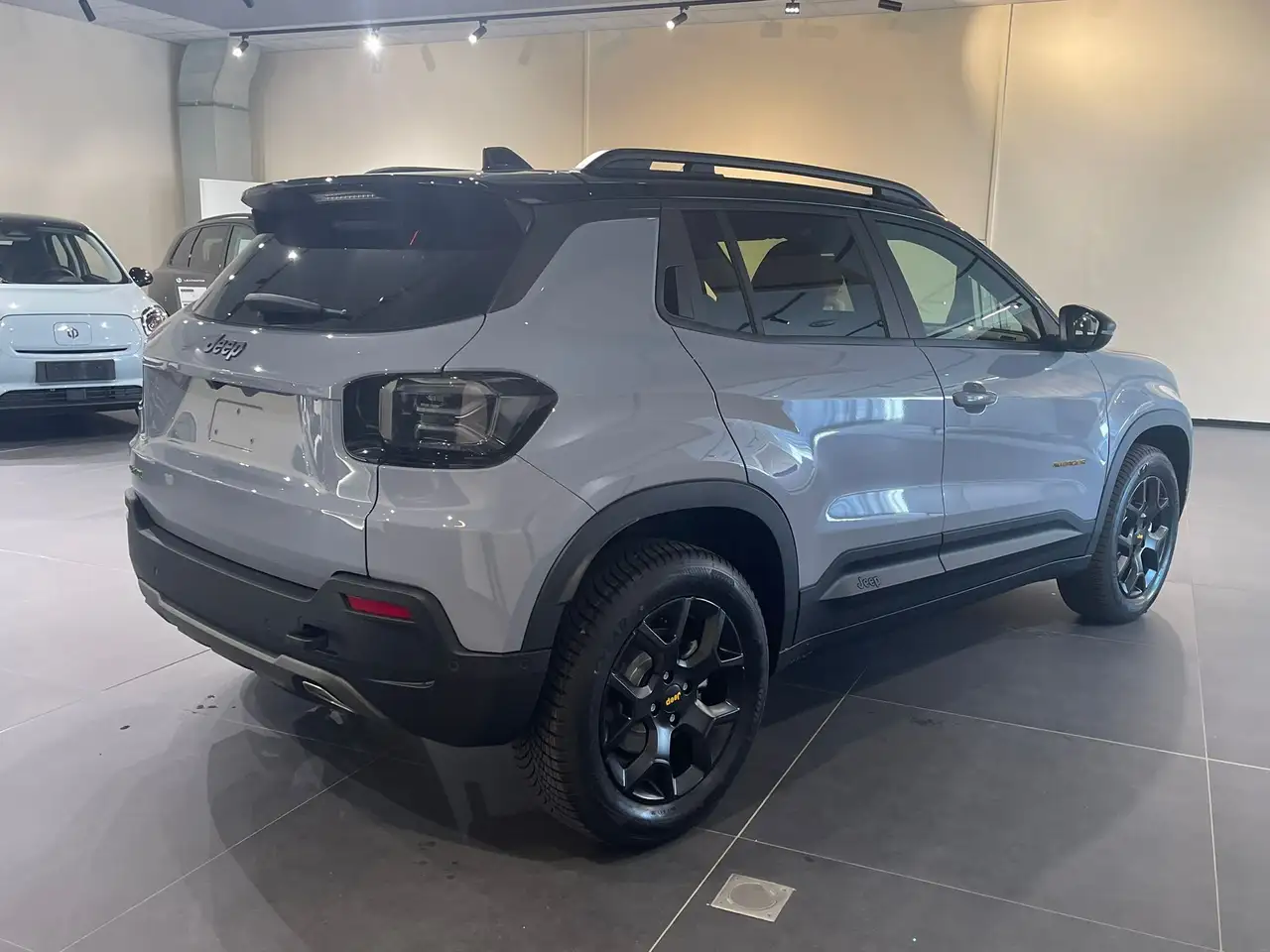 Jeep Avenger 7