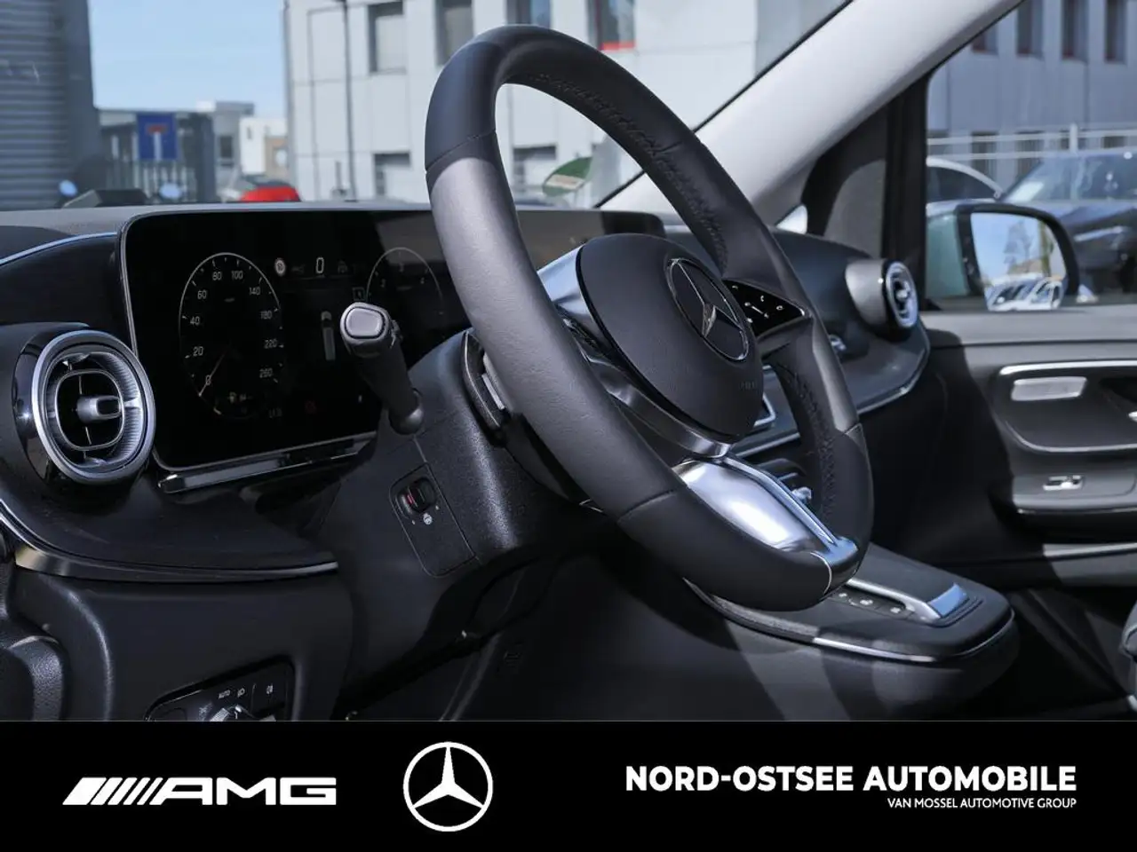 Mercedes-Benz V 300 8