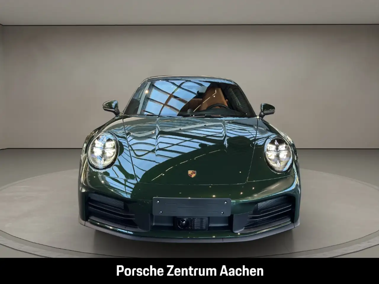 Porsche 992 911 4