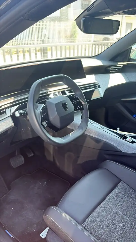 Peugeot 3008 6