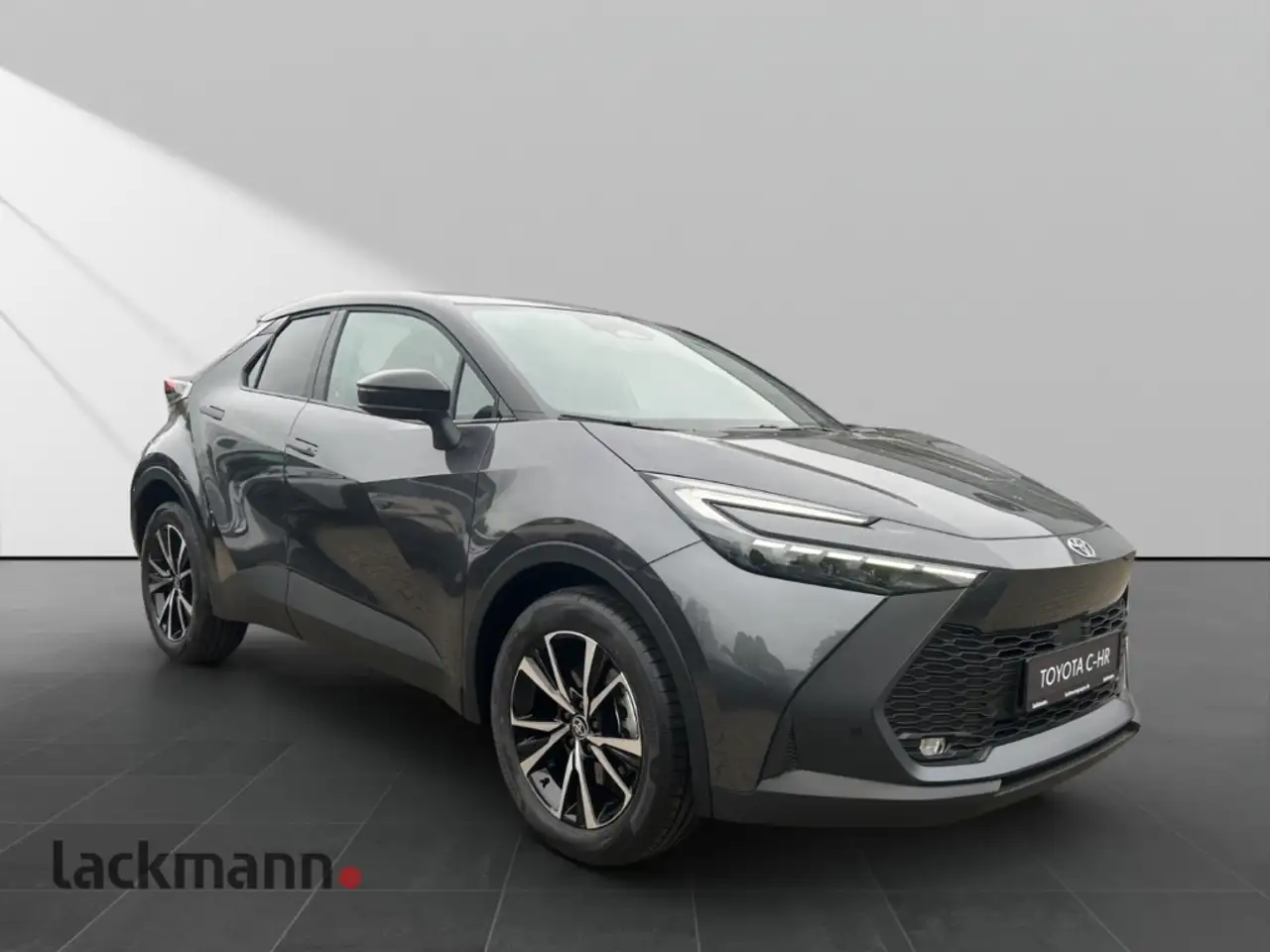 Toyota C-HR 4