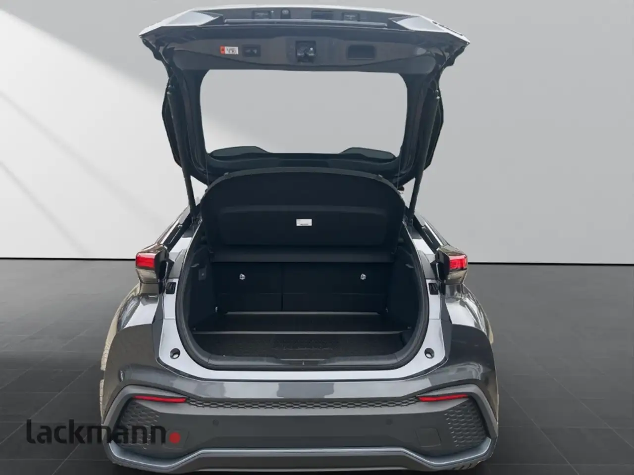 Toyota C-HR 8