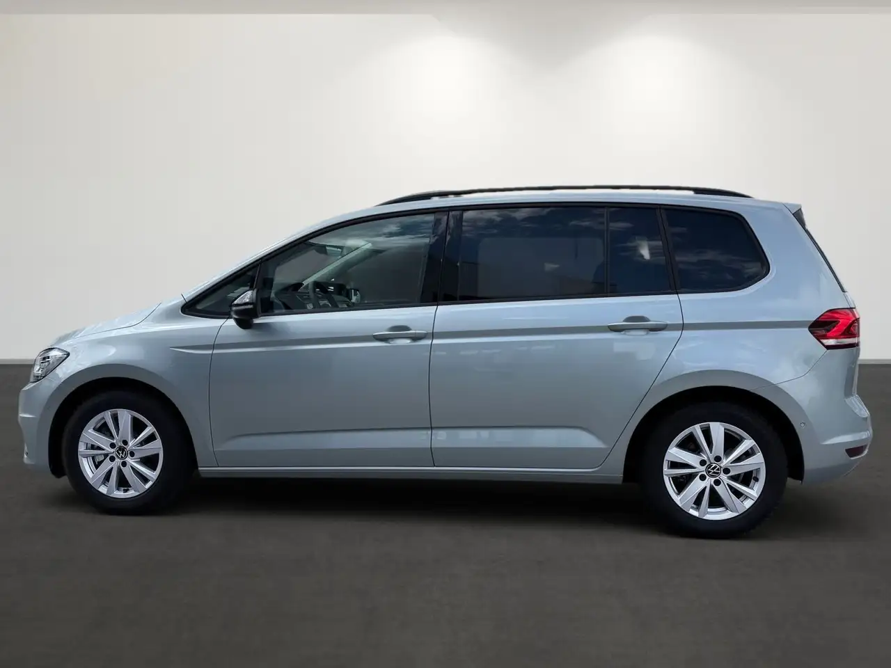 Volkswagen Touran 7