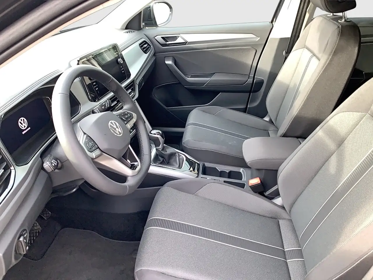 Volkswagen T-Roc 8