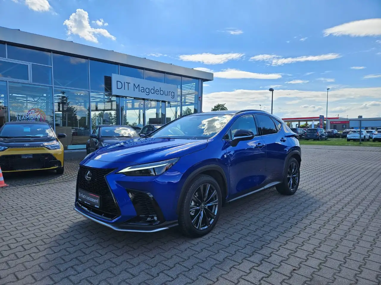 Lexus NX 2