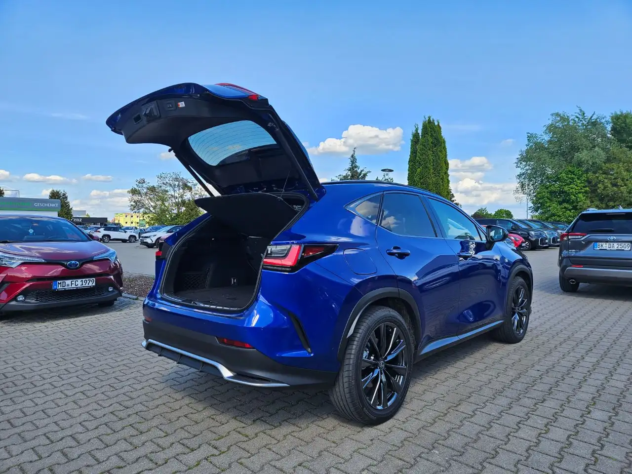 Lexus NX 9