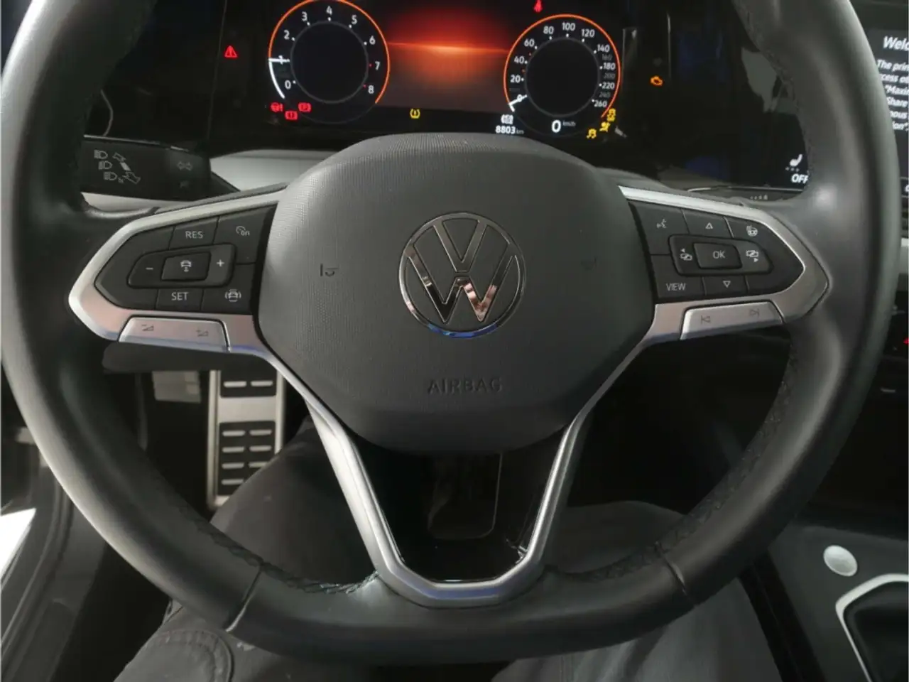 Volkswagen Golf 10