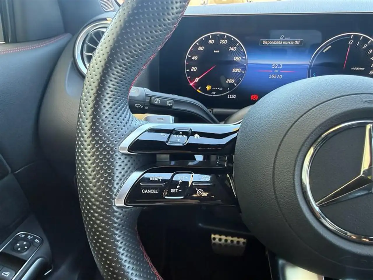 Mercedes-Benz GLA 250 10