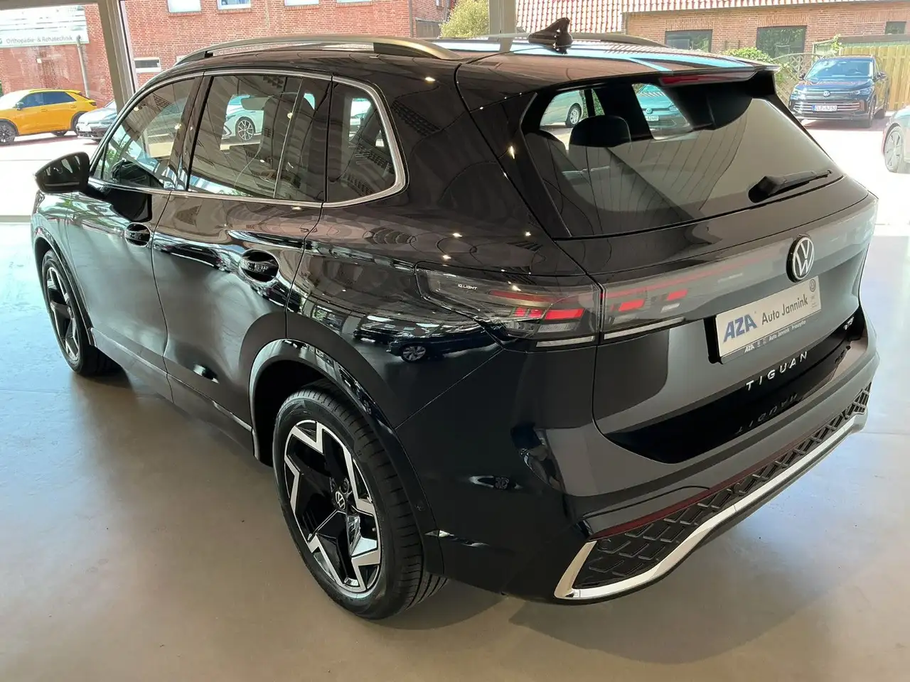 Volkswagen Tiguan 8