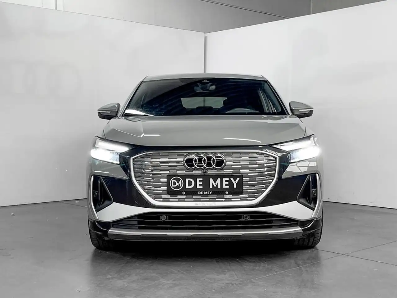 Audi Q4 3