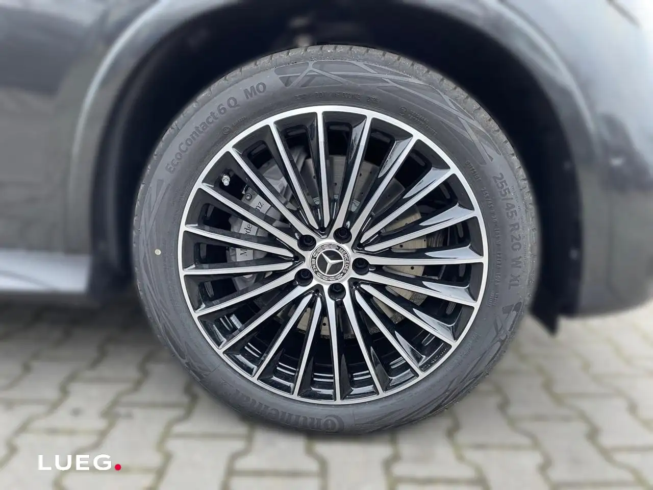 Mercedes-Benz GLC 220 8