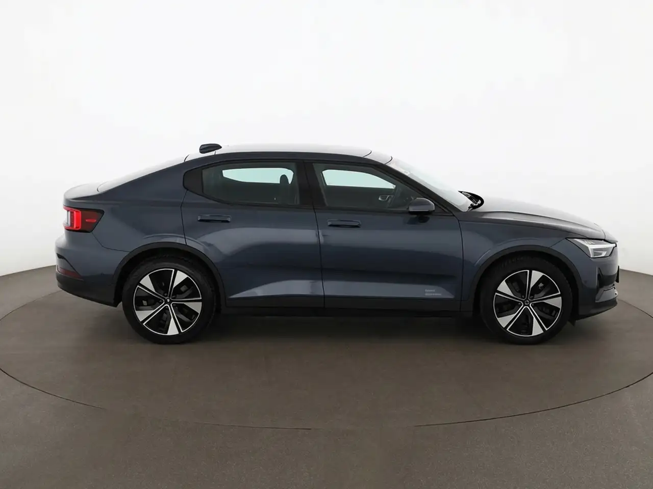 Polestar 2 4