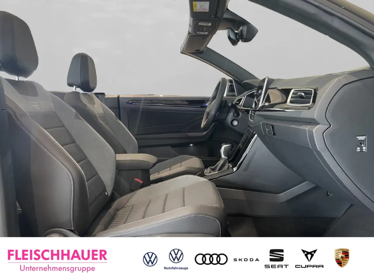 Volkswagen T-Roc 11