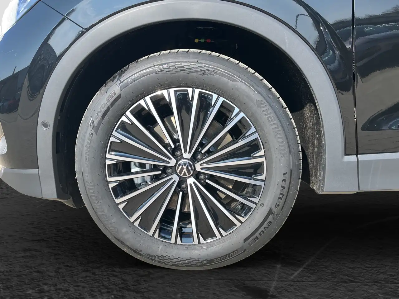 Volkswagen Tiguan 6