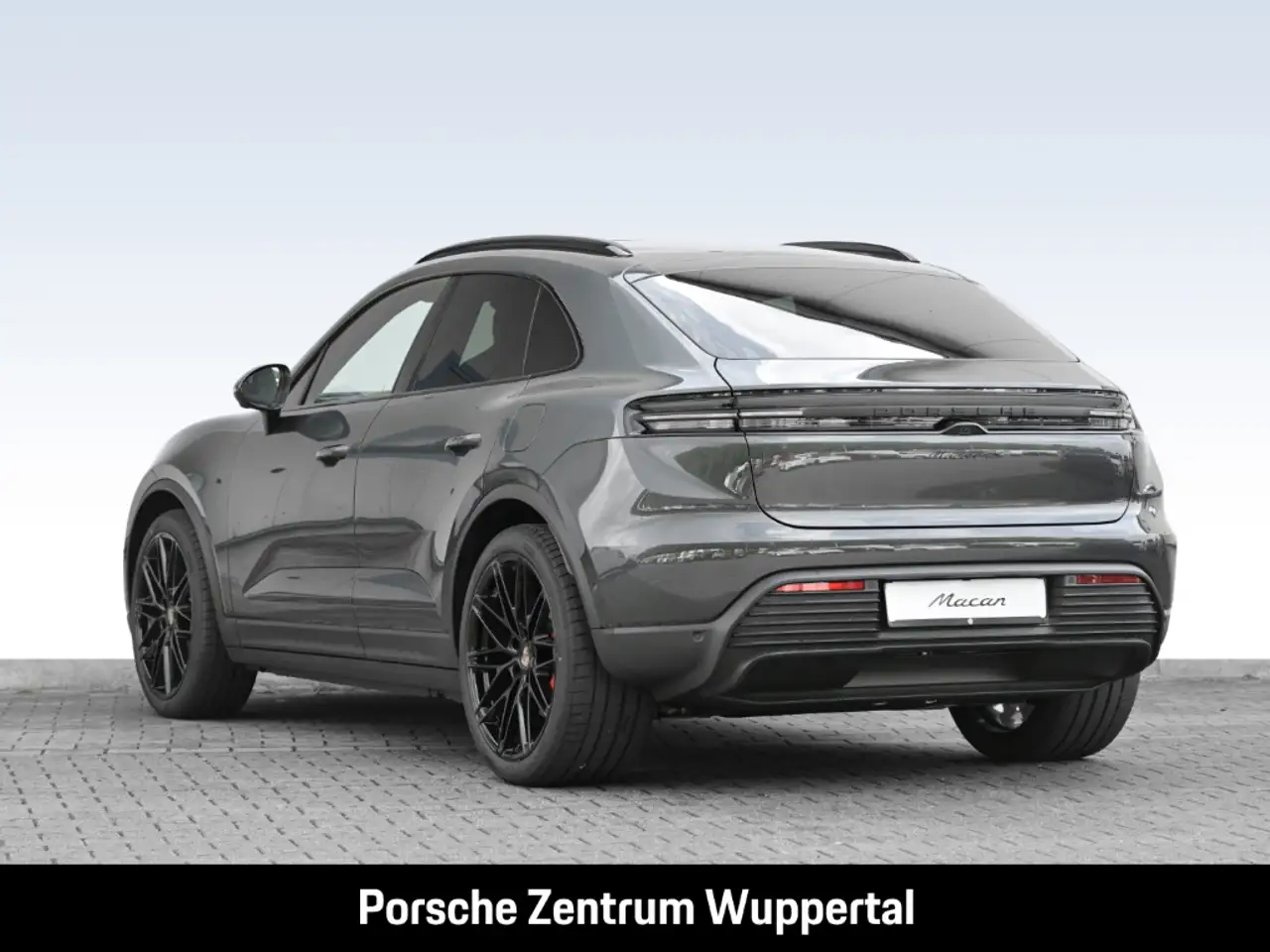 Porsche Macan 3