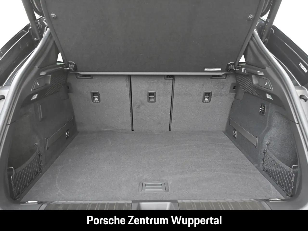 Porsche Macan 7