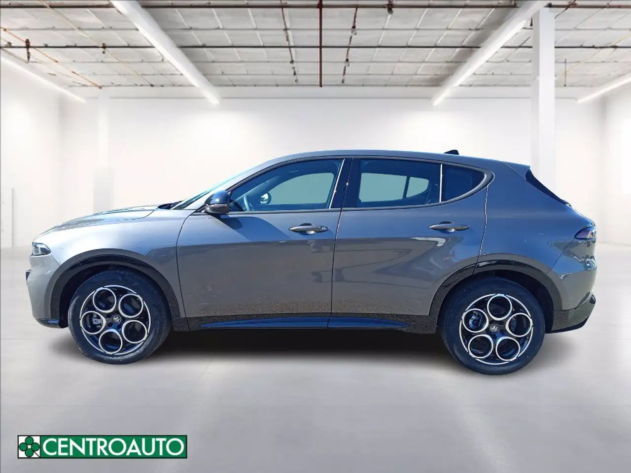 Alfa Romeo Tonale 4