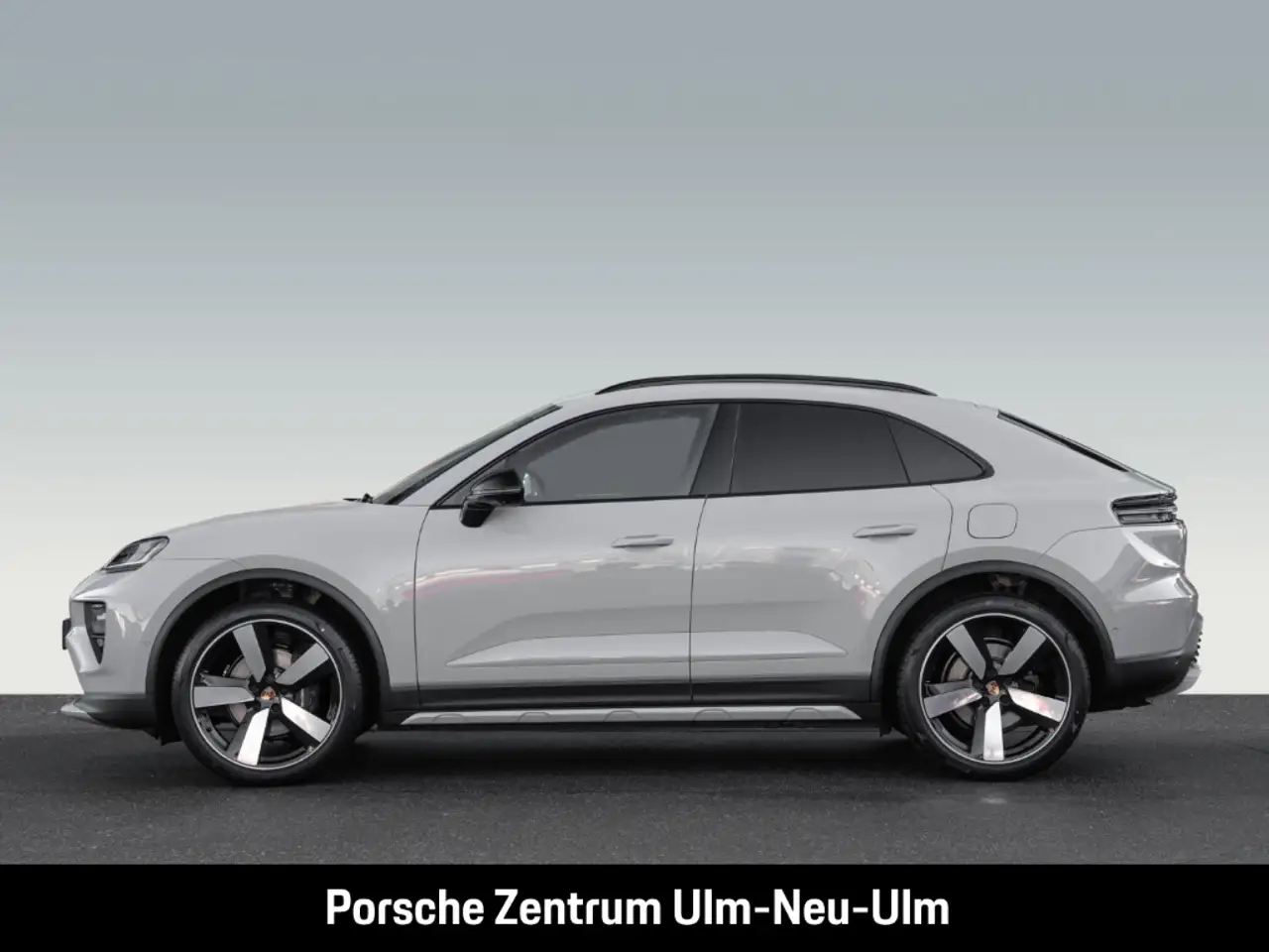 Porsche Macan 4 2