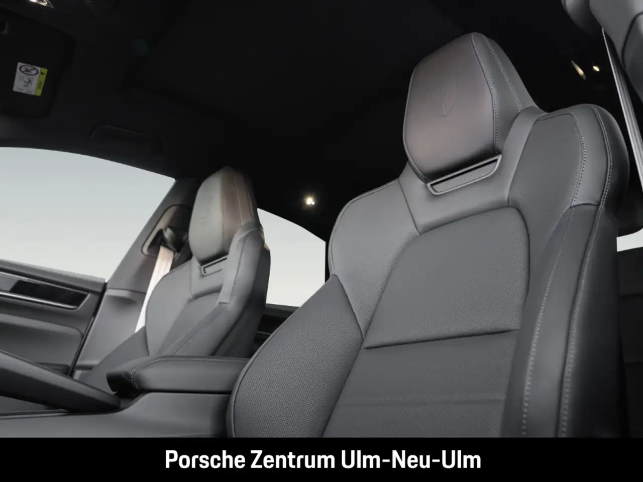 Porsche Macan 4 5