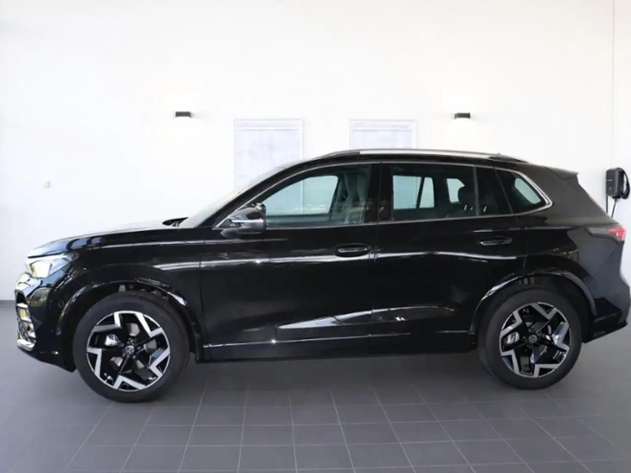Volkswagen Tiguan 8