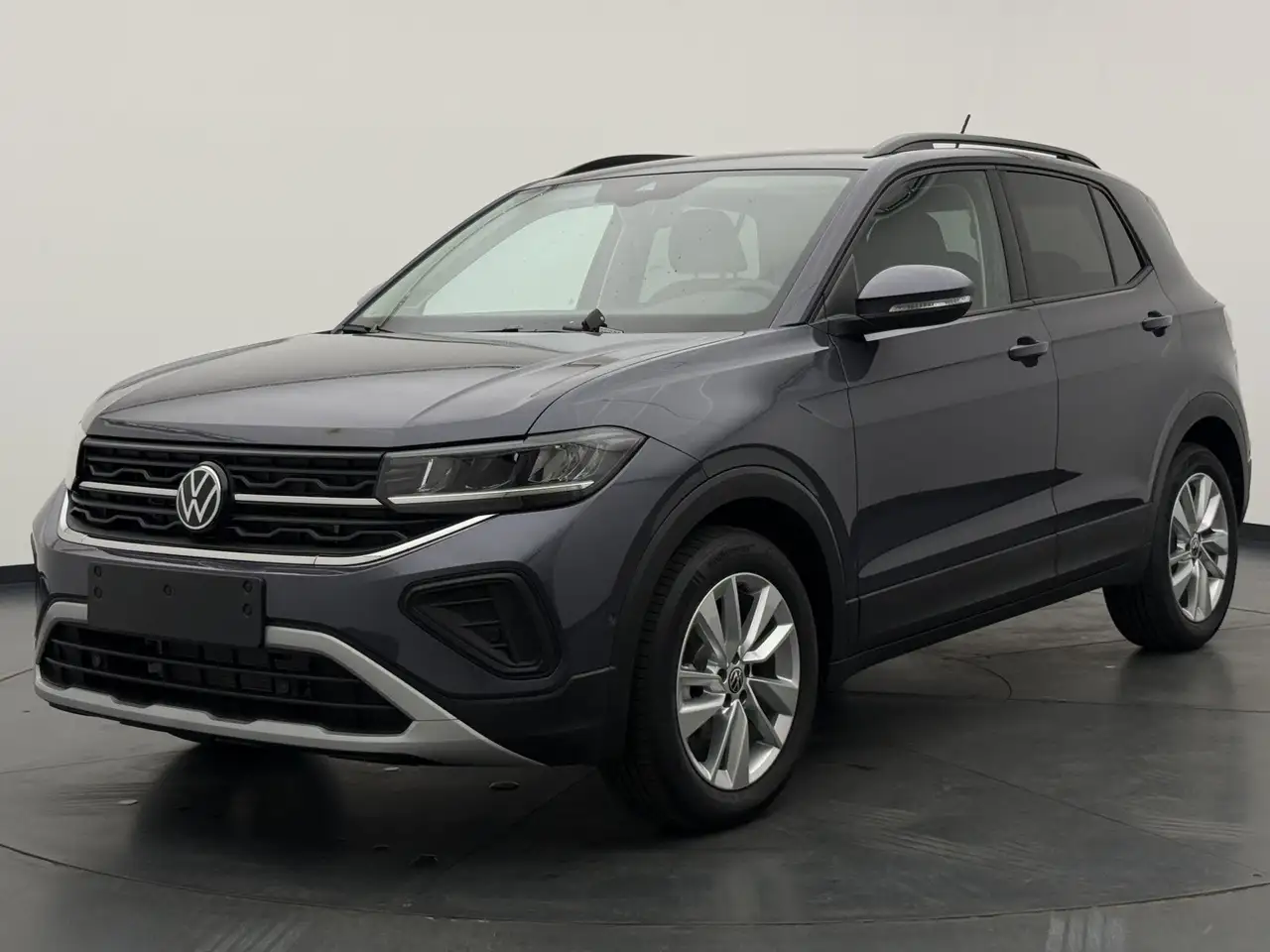 Volkswagen T-Cross 2