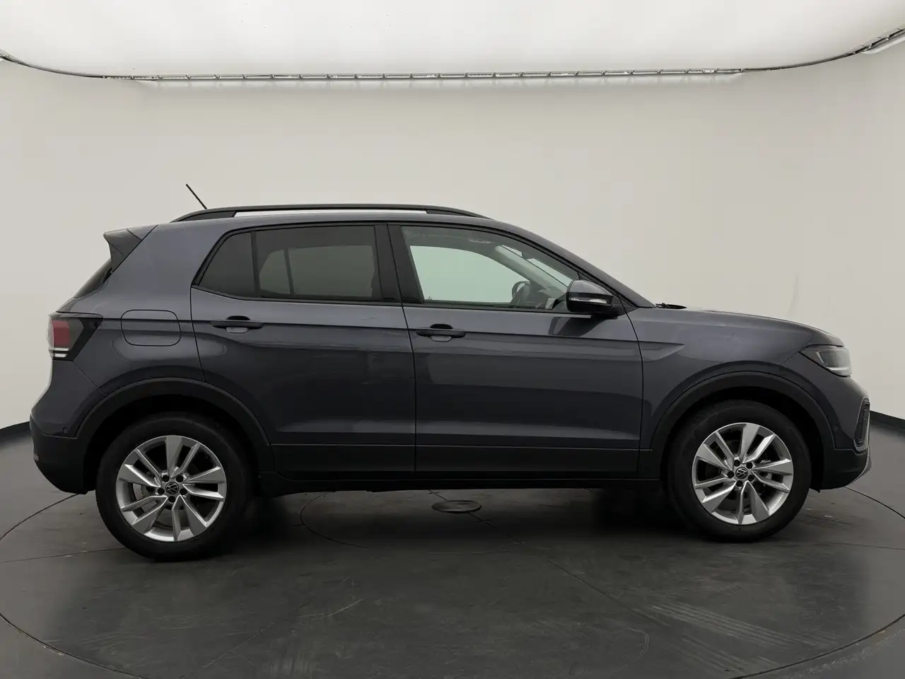 Volkswagen T-Cross 8