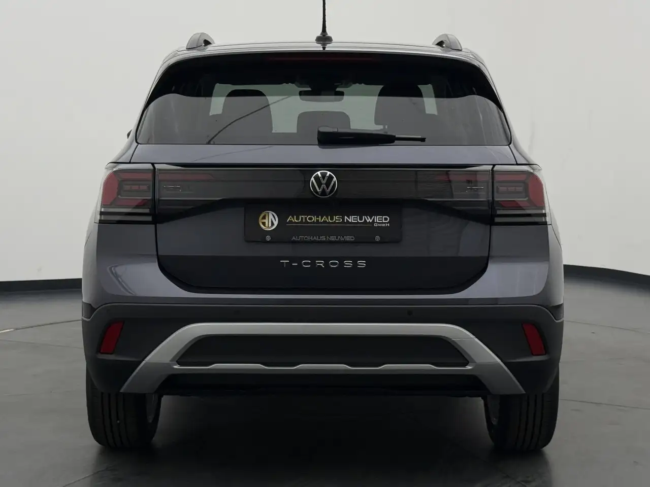 Volkswagen T-Cross 11
