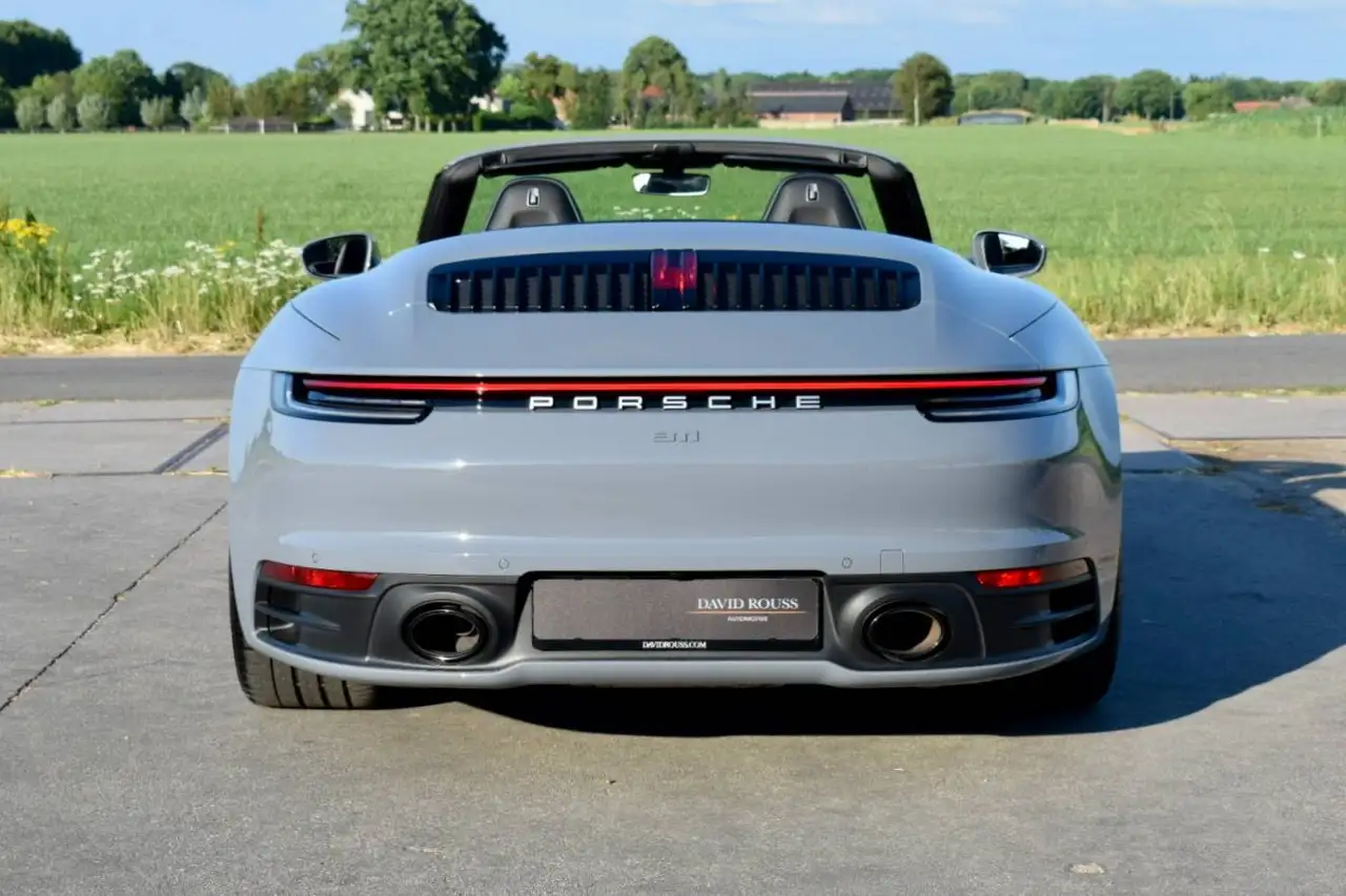 Porsche 911 992 12