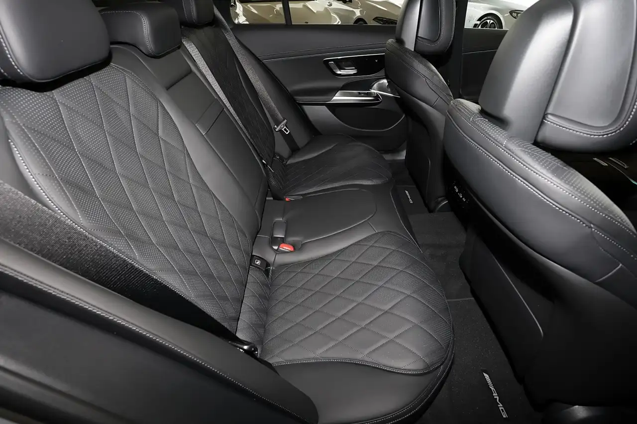 Mercedes-Benz E 450 6