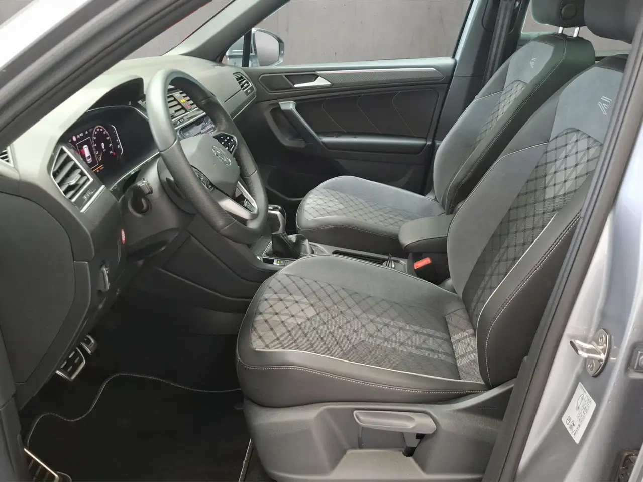 Volkswagen Tiguan 11