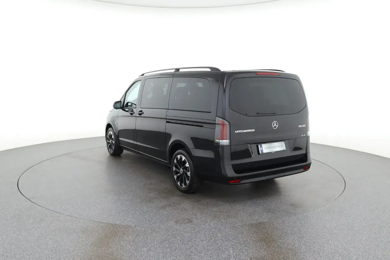 Mercedes-Benz Vito 119 6
