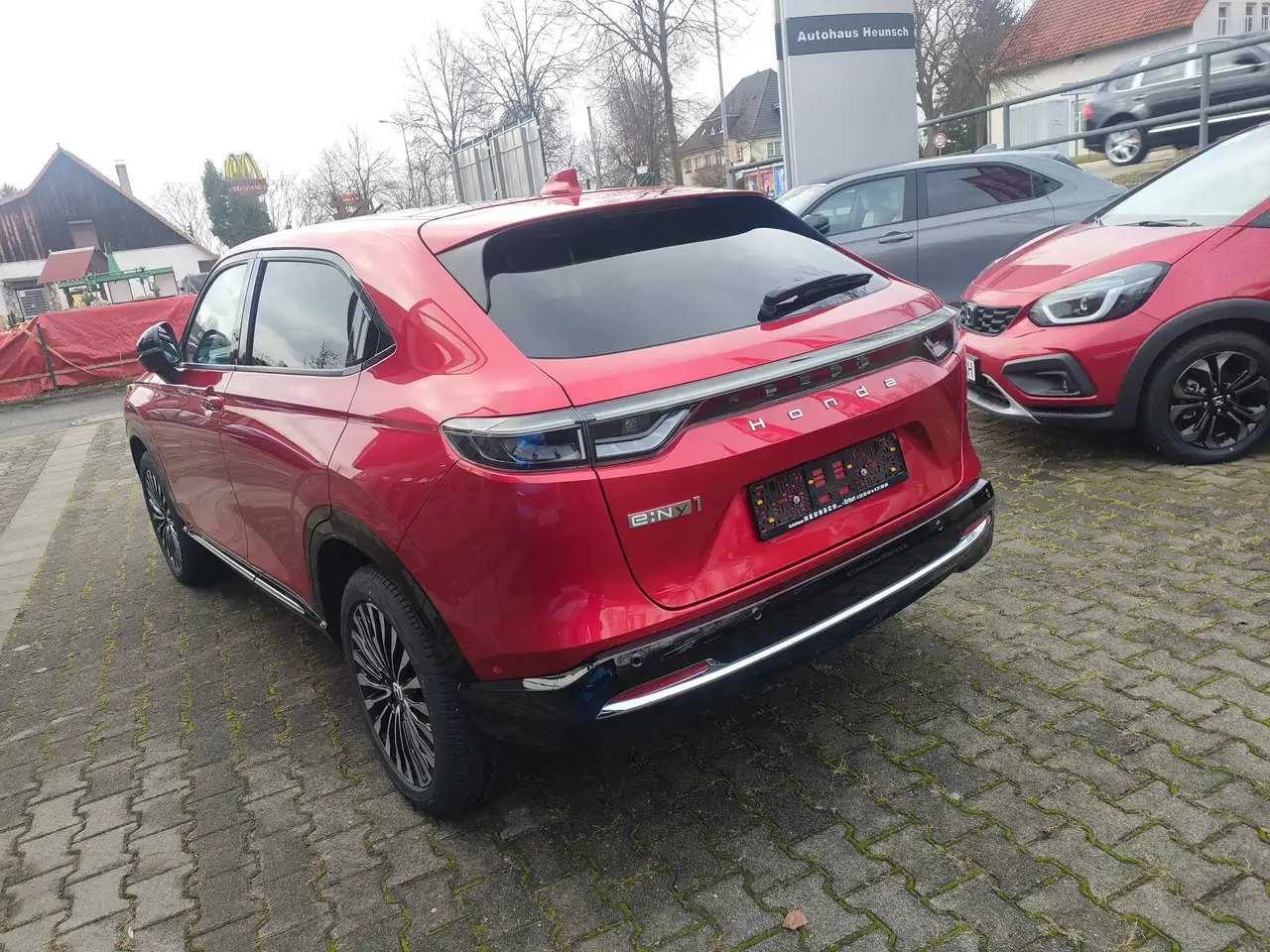 Honda e:Ny1 6