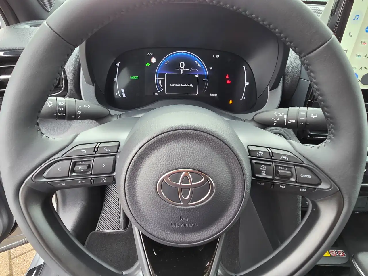 Toyota Yaris 12