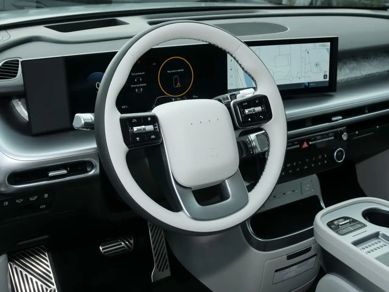 Hyundai IONIQ 9 6