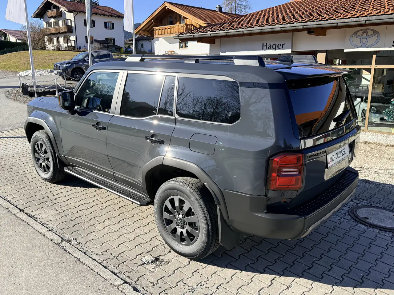 Toyota Land Cruiser 3