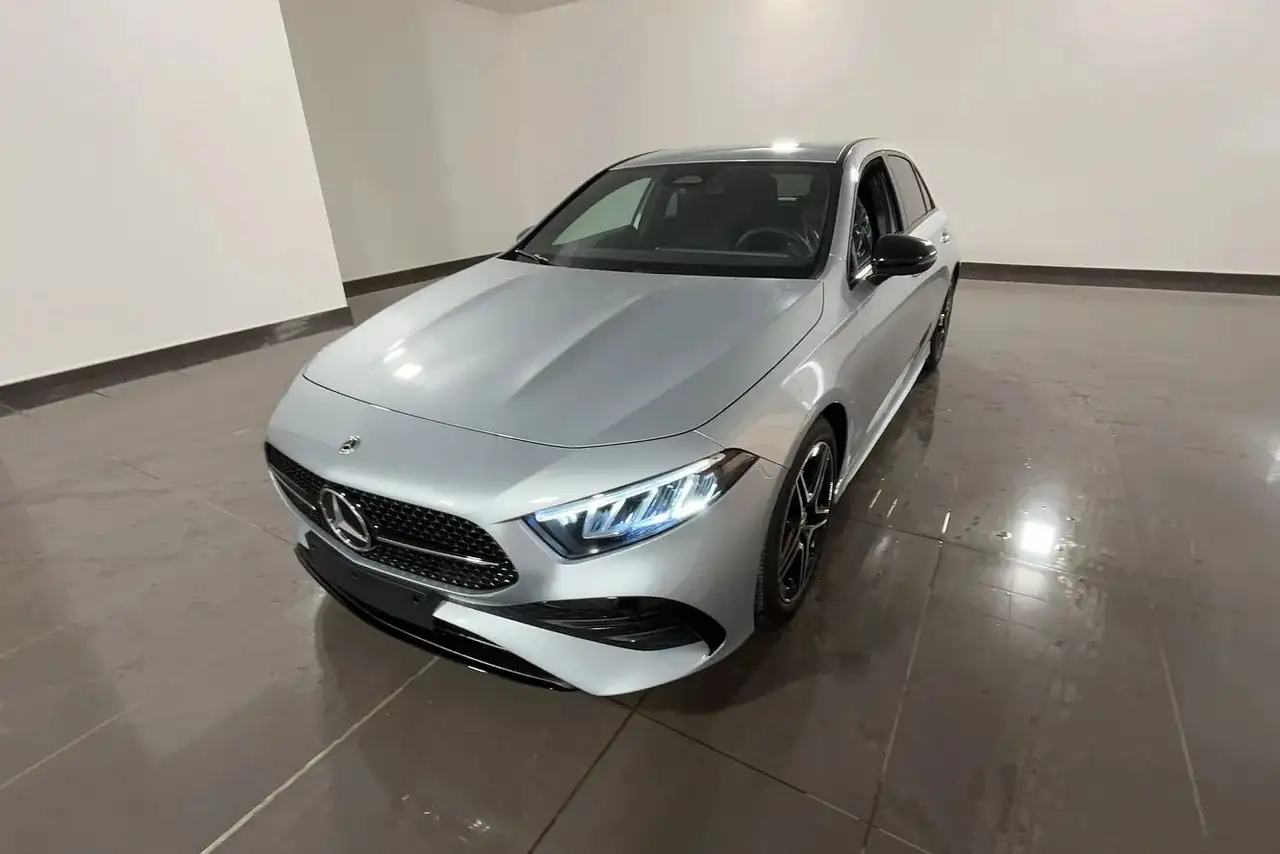 Mercedes-Benz A 200