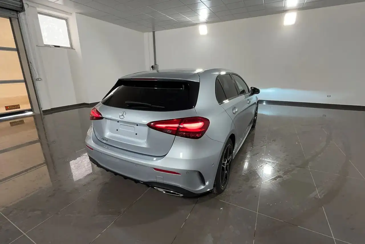 Mercedes-Benz A 200 4