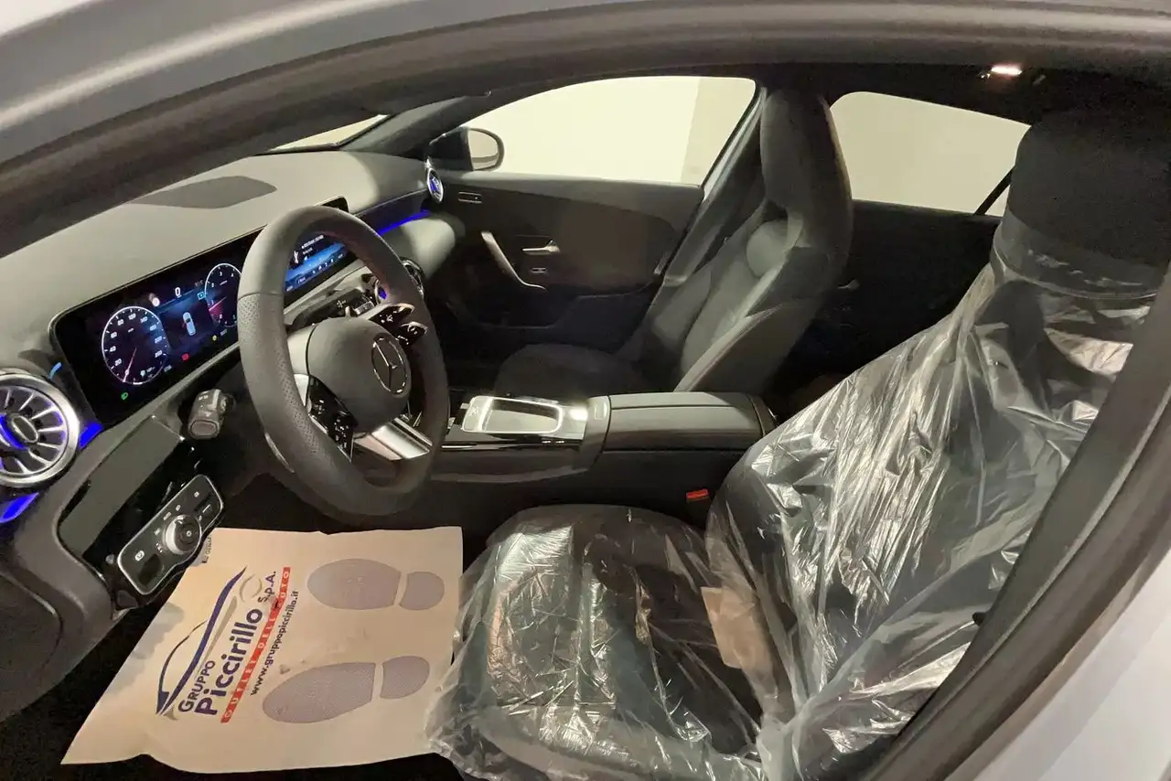 Mercedes-Benz A 200 8
