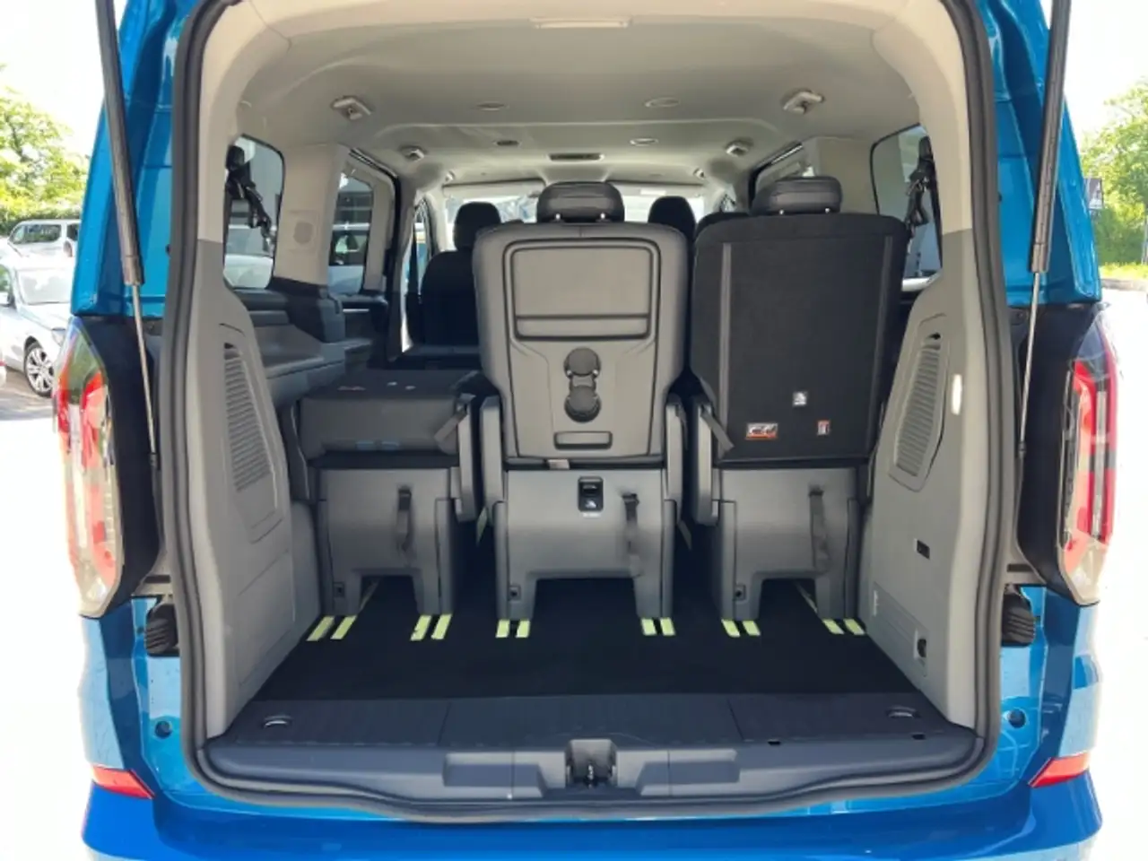 Ford Tourneo 10