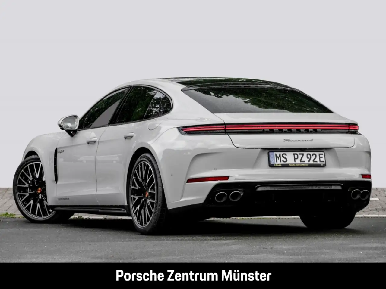 Porsche Panamera 4 3