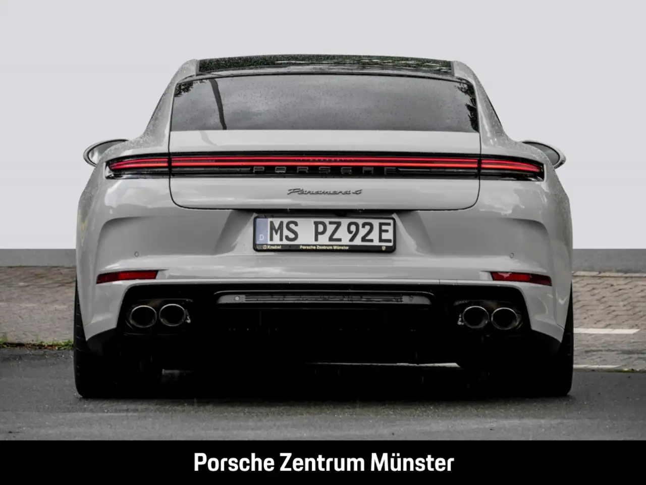 Porsche Panamera 4 5