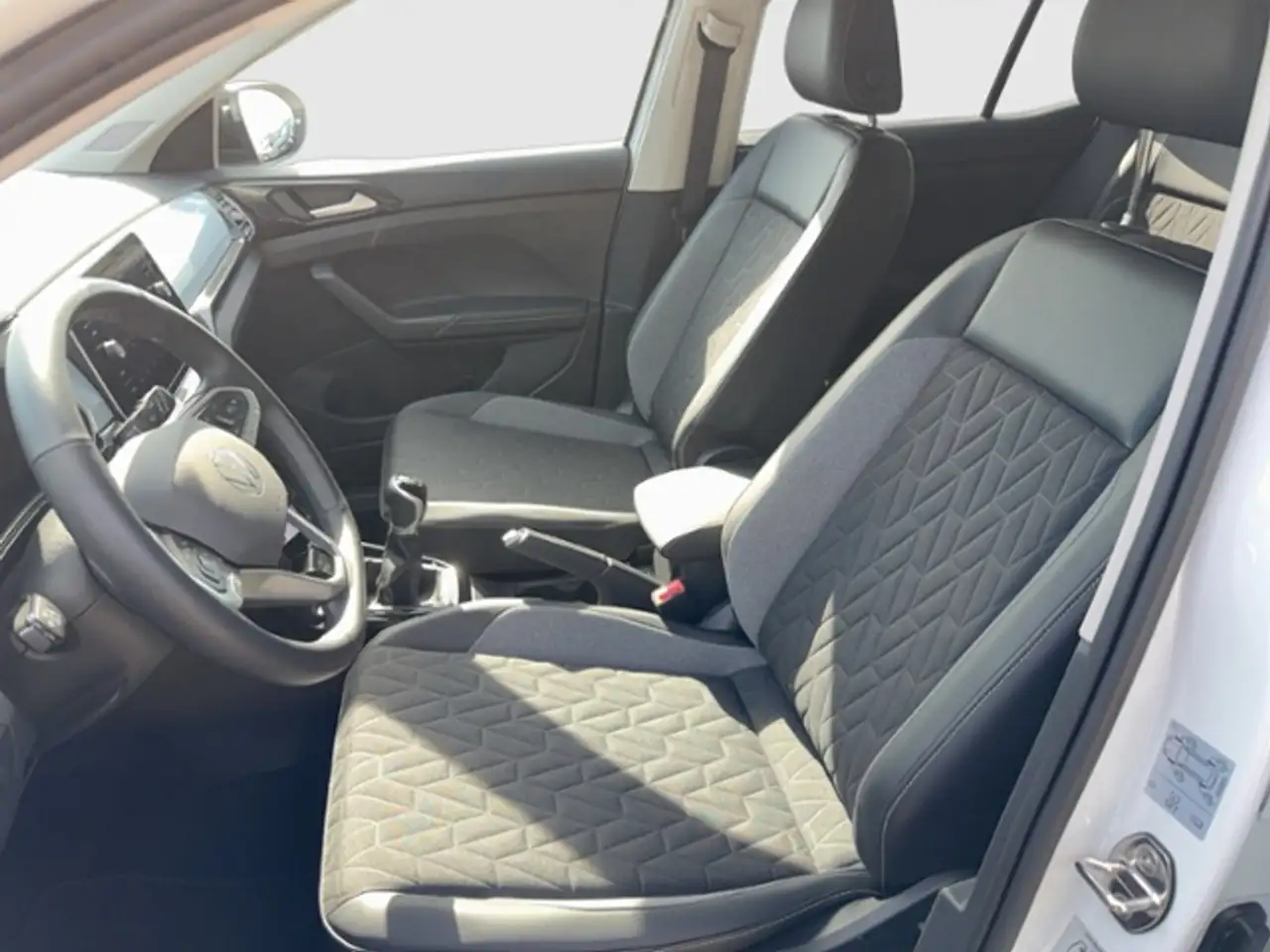 Volkswagen T-Cross 9