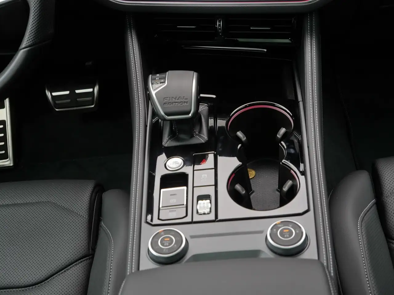Volkswagen Touareg 7