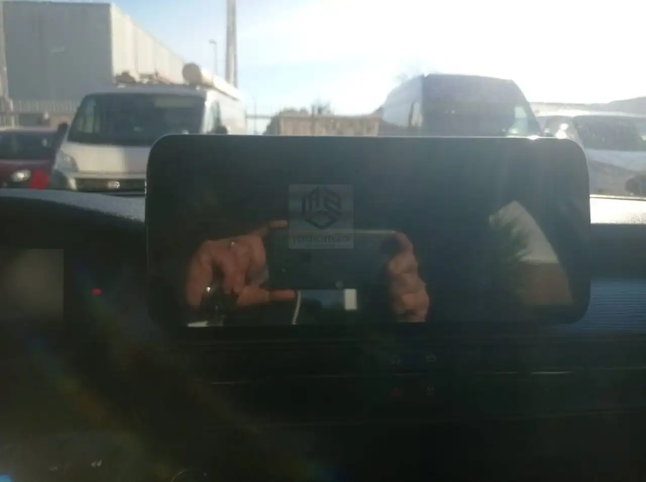 Jeep Avenger 8