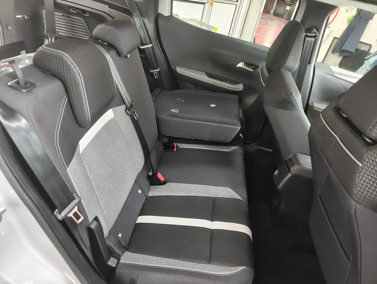 Opel Frontera 4