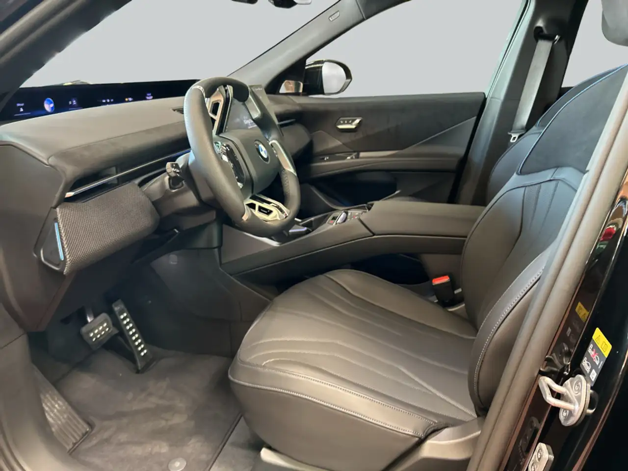 BMW iX3 50 11