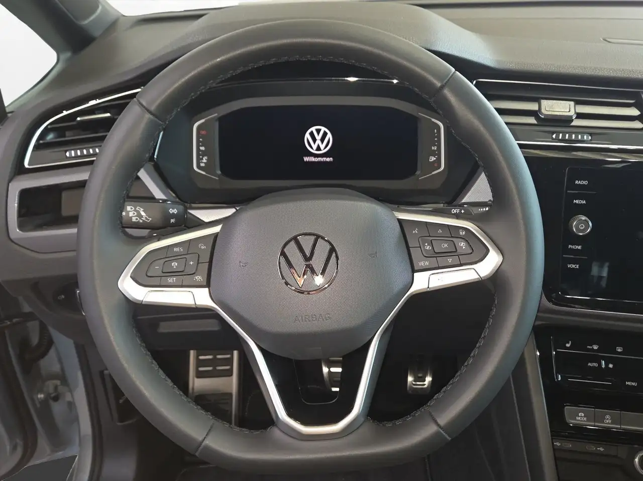 Volkswagen Touran 6