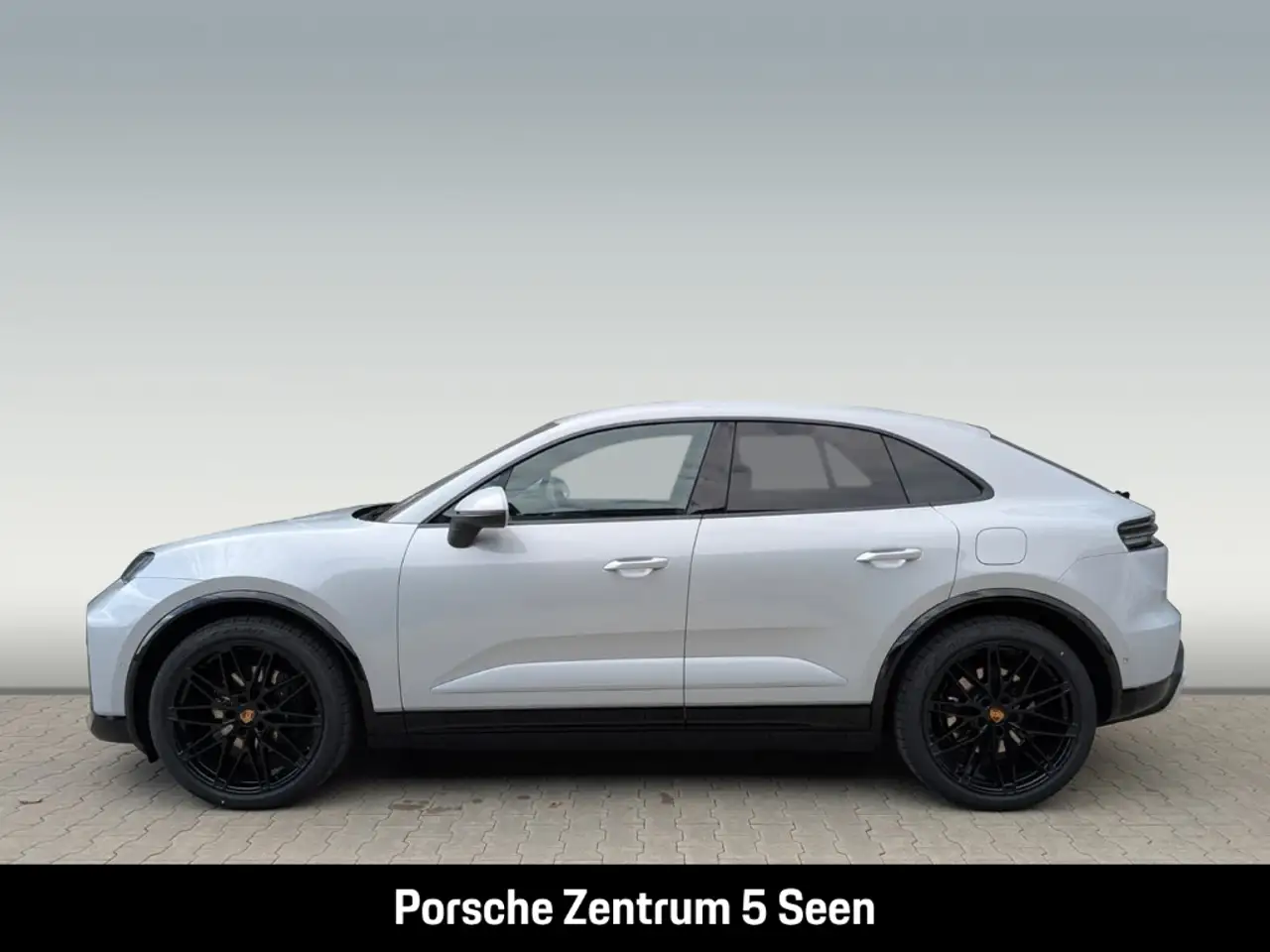 Porsche Macan 2